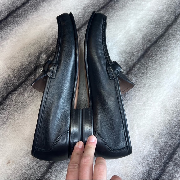 Salvatore Ferragamo Swan Black Leather Loafers - Picture 5 of 10